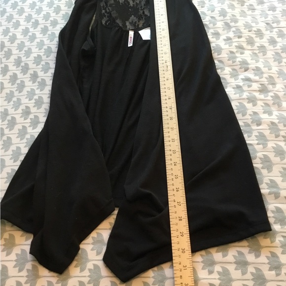 BONGO LONG VEST Black open front lace back size XL 100% polyester liteweight. - Picture 4 of 6